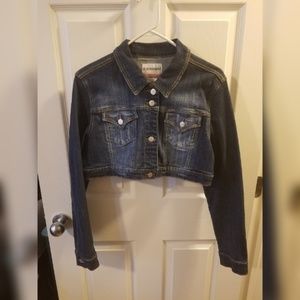 Cropped denim jacket